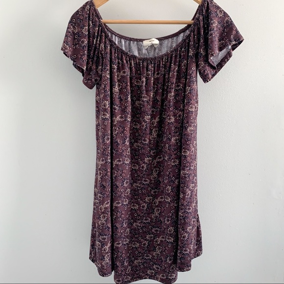 Pins and Needles Off-the-Shoulder Jersey Dress - Picture 3 of 5